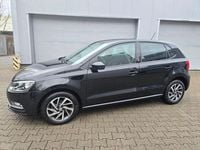 Gebraucht VW Polo Sound 60 PS (44 kW) 2017 Schwarz Limousine