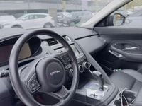 Second-hand Jaguar E-Pace R-Dynamic 204 CP (150 kW) 2022 SUV