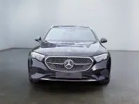 Gebraucht Mercedes E200 Avantgarde 163 PS (119 kW) 2026 Schwarz Kombi