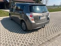 Gebraucht Toyota Verso 112 PS (82 kW) 2016 Braun Van / Kleinbus
