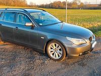 Gebraucht BMW 530 218 PS (160 kW) 2004 Grau Kombi