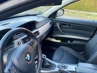 Gebraucht BMW 320 163 PS (119 kW) 2010 Limousine