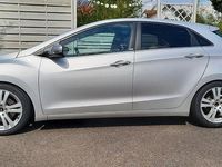 Gebraucht Hyundai i30 Passion 135 PS (99 kW) 2016 Silber Limousine