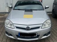 Gebraucht Opel Tigra 125 PS (91 kW) 2006 Silber Cabrio