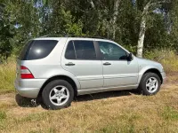 Gebraucht Mercedes ML320 218 PS (160 kW) 2001 Silber SUV