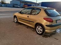 Gebraucht Peugeot 206 75 PS (55 kW) 2002 Gold Kleinwagen