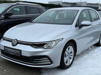 Gebraucht VW Golf VIII Life 116 PS (85 kW) 2023 Silber Limousine