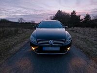 Gebraucht VW Passat 140 PS (102 kW) 2011 Schwarz Kombi