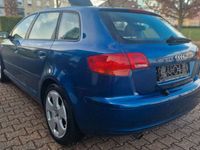 gebraucht Audi A3 Sportback 1.6 FSI Geeignet auch für kleine P