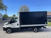 Gebraucht Iveco Daily 179 PS (131 kW) 2019 Weiß Van / Kleinbus