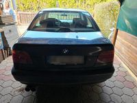 Gebraucht BMW 523 Sport Line 173 PS (127 kW) 2000 Schwarz Limousine