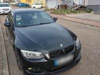 Gebraucht BMW 320 184 PS (135 kW) 2010 Schwarz Coupé