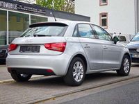 Gebraucht Audi A1 Attraction 122 PS (89 kW) 2013 Eissilber metallic Kleinwagen