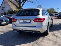 Gebraucht Mercedes C180 156 PS (114 kW) 2016 Silber Kombi