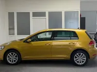 Gebraucht VW Golf VII Comfortline 110 PS (80 kW) 2017 Gelb Limousine
