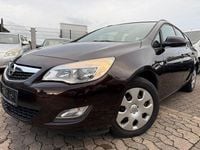 Gebraucht Opel Astra 101 PS (74 kW) 2012 Braun Kombi