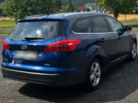 Gebraucht Ford Focus 125 PS (91 kW) 2015 Blau Kombi
