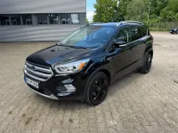 Używany Ford Kuga Titanium 150 KM (110 kW) 2017 Czarny SUV