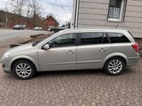 Gebraucht Opel Astra Sport 141 PS (103 kW) 2007 Grau Kombi