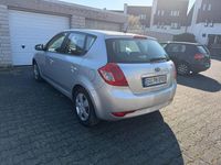 Gebraucht Kia Ceed Vision 90 PS (66 kW) 2011 Kleinwagen