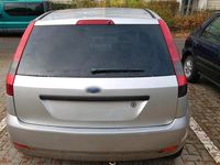 Gebraucht Ford Fiesta 80 PS (58 kW) 2005 Silber Kleinwagen