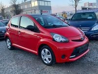 Gebraucht Toyota Aygo Cool 68 PS (50 kW) 2013 Rot Kleinwagen