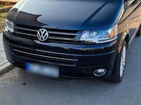 Gebraucht VW Multivan Highline 179 PS (131 kW) 2024 Schwarz Van