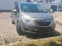 Gebraucht Opel Meriva 120 PS (88 kW) 2013 Silber Van / Kleinbus