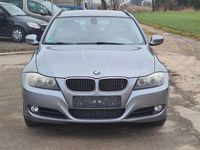 Gebraucht BMW 318 Comfort Edition 143 PS (105 kW) 2011 Grau Kombi