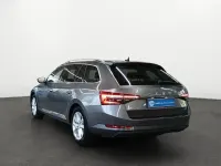 Gebraucht Skoda Superb Style 150 PS (110 kW) 2024 Grau Kombi