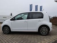 Gebraucht VW up! Style 65 PS (47 kW) 2022 Pure white deep black perleff Kleinwagen