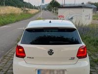 Gebraucht VW Polo R-line 90 PS (66 kW) 2016 Weiß Kleinwagen