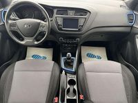 Gebraucht Hyundai i20 Passion 120 PS (88 kW) 2017 Weiß metallic