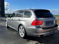 Gebraucht BMW 320 140 PS (102 kW) 2009 Grau Kombi