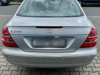 Gebraucht Mercedes E240 177 PS (130 kW) 2003 Silber Limousine
