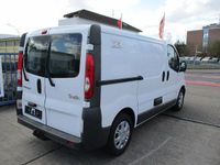 Gebraucht Renault Trafic 116 PS (85 kW) 2008 Weiß Van / Kleinbus