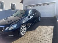 Gebraucht Mercedes E300 Avantgarde 204 PS (150 kW) 2010 Schwarz Limousine