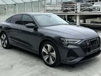Gebraucht Audi e-tron Sportback S-Line 300 kW (408 PS) 2022 Daytonagrau perleffekt SUV