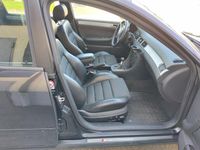 Gebraucht Audi A6 205 PS (150 kW) 2002 Schwarz Kombi