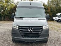 Gebraucht Mercedes Sprinter 170 PS (125 kW) 2023 Grau Van
