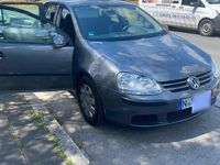 Gebraucht VW Golf V 75 PS (55 kW) 2005 Grau Kleinwagen