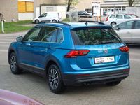 gebraucht VW Tiguan Comfortline ACC / Spurhalt. / AHK /1.Hand