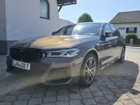Gebraucht BMW 530e M Sport 292 PS (214 kW) 2022 Grau Limousine