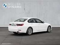 Gebraucht BMW 318 156 PS (114 kW) 2025 Weiß Limousine
