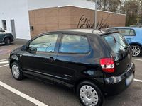 Gebraucht VW Fox 54 PS (39 kW) 2009 Schwarz Kleinwagen