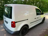 Gebraucht VW Caddy 75 PS (55 kW) 2016 Weiß Van / Kleinbus