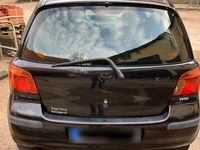 Gebraucht Toyota Yaris 65 PS (47 kW) 2006 Schwarz Kleinwagen
