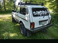 Gebraucht Lada niva 83 PS (61 kW) 2011 Weiß SUV
