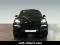 Gebraucht Porsche Cayenne 470 PS (345 kW) 2024 Schwarz SUV
