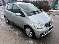 Gebraucht Mercedes A150 95 PS (69 kW) 2009 Silber Limousine
